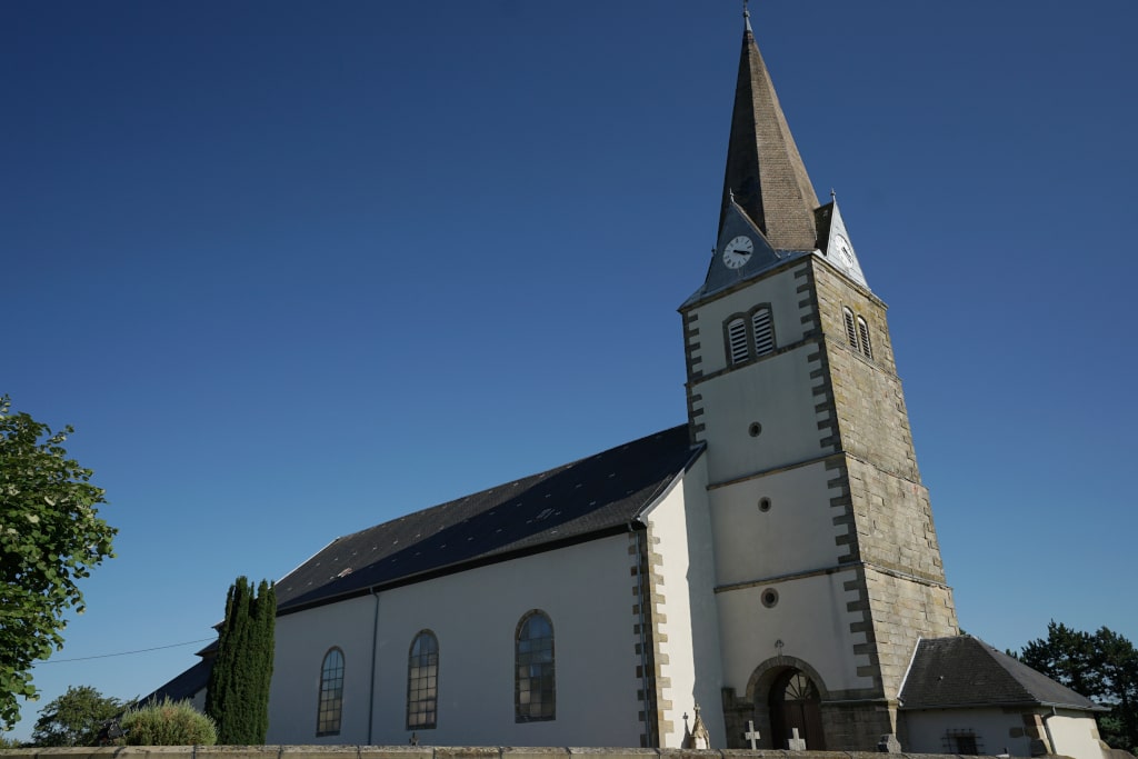 Eglise proche Commune Laning - Casas - Moselle