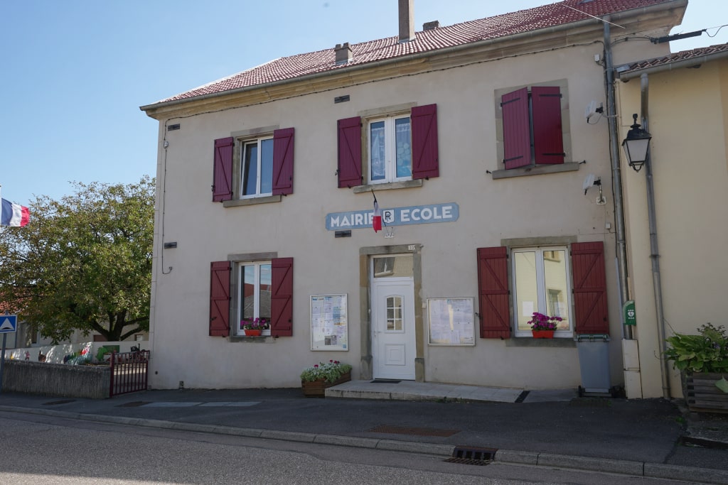 Mairie Commune Eincheville Casas - Moselle